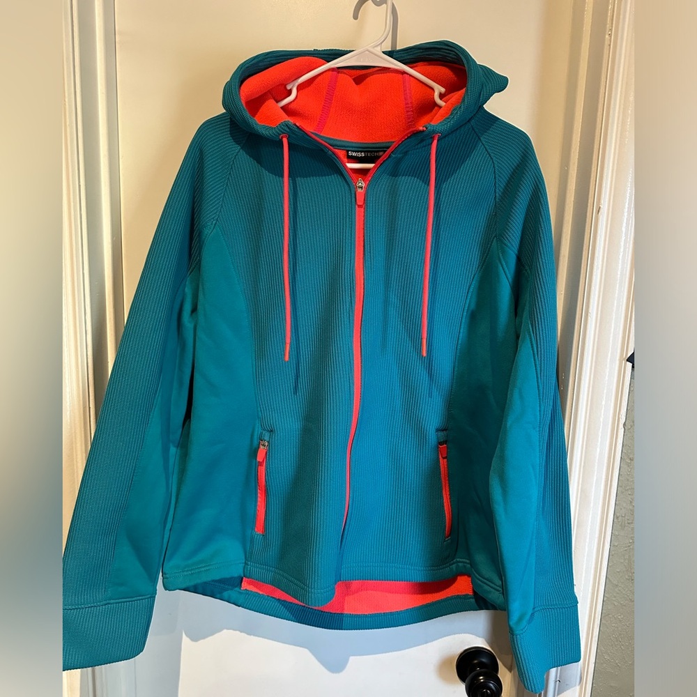 Swiss tech waffle knit jacket size XL